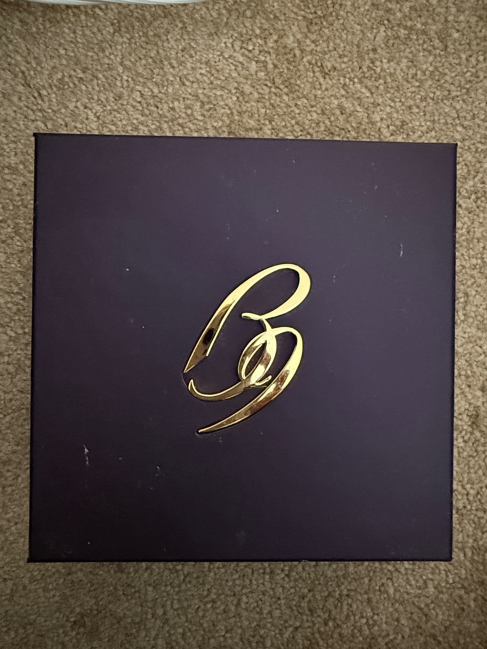 Bond No. 9 New York Deep Purple Box with Gold Logo
